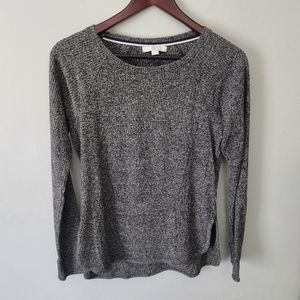 Zella knit long sleeve athletic top curved hem marled black and white medium